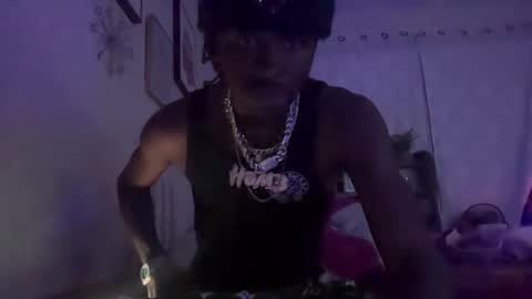 Snapshot of daedotfrankyloko649881 chatting on March 2026 03:08:01 AM DaedotFrankyLoko online show from March 2026 03:08:01 AM