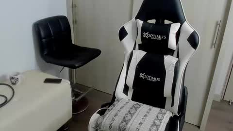 Allan Daf online show from October 2025 02:56:01 AM