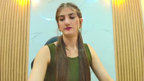 Snapshot of dafne_castro6478 chatting on June 2026 07:51:01 PM Dafne Castro online show from June 2026 07:51:01 PM