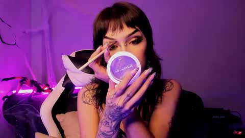 Dafne online show from October 2025 05:24:02 PM