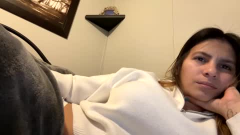 Snapshot of dafnecloutier chatting on January 2025 11:43:01 AM Dafne 27 Cory-24 online show from January 2025 11:43:01 AM