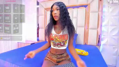 Snapshot of dafnee_adams chatting on November 2025 01:57:01 PM Dafnee online show from November 2025 01:57:01 PM