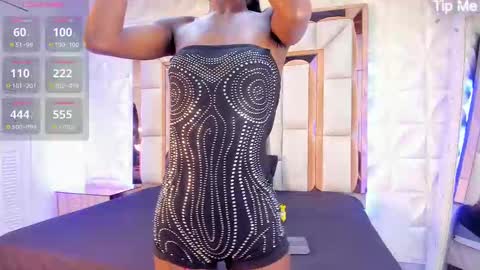 Snapshot of dafnee_adams chatting on November 2025 12:49:01 PM Dafnee online show from November 2025 12:49:01 PM