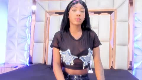 Snapshot of dafnee_adams chatting on May 2026 12:33:01 PM Dafnee online show from May 2026 12:33:01 PM