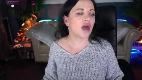 Snapshot of dafni_mon chatting on April 2026 05:38:02 AM Dafni Mon online show from April 2026 05:38:02 AM