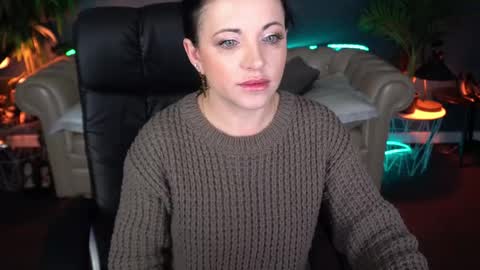 Snapshot of dafni_mon chatting on May 2026 03:55:02 AM Dafni Mon online show from May 2026 03:55:02 AM
