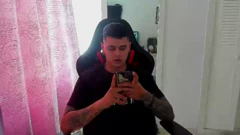 Snapshot of dage_19 chatting on June 2026 05:22:02 PM my name is Jhon and I live in colombia online show from June 2026 05:22:02 PM