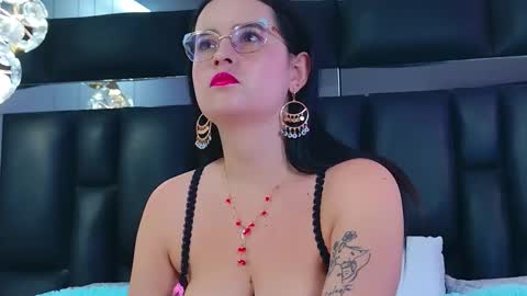 Dahiana online show from February 2026 11:49:02 AM