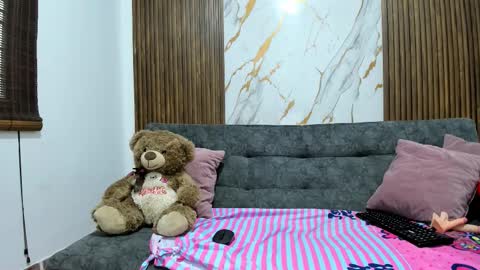 dahianaroa online show from February 2026 12:59:02 PM