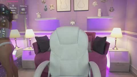 Dahlia Grey online show from October 2025 11:40:01 AM