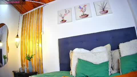 DAHYAN online show from April 2026 02:44:02 PM