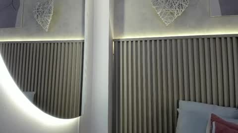 Daiana online show from April 2026 07:20:02 PM