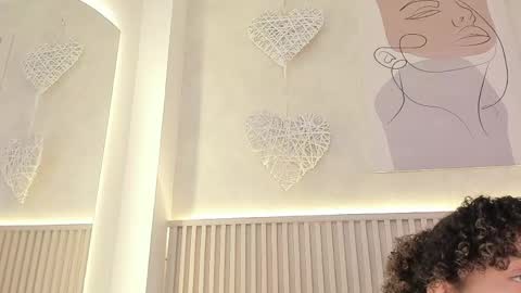 Snapshot of daiana_curly chatting on April 2026 07:38:02 PM Daiana online show from April 2026 07:38:02 PM