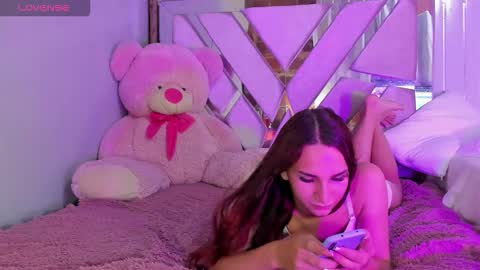 Snapshot of daicell_juliana chatting on November 2025 04:45:02 AM daicell juliana online show from November 2025 04:45:02 AM