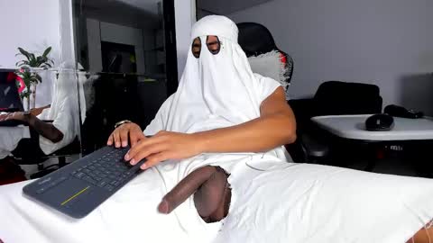 Snapshot of daikokuten_ chatting on November 2025 02:02:02 AM daikokuten_ online show from November 2025 02:02:02 AM