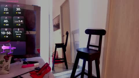  D A I L A  online show from February 2025 03:49:02 PM