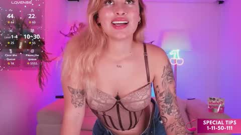 Snapshot of dailyn__1 chatting on February 2026 08:18:01 PM Dailyn online show from February 2026 08:18:01 PM