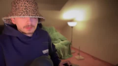 Daimon  online show from March 2025 03:46:02 AM