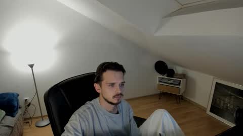 Daimon  online show from October 2025 10:10:01 PM