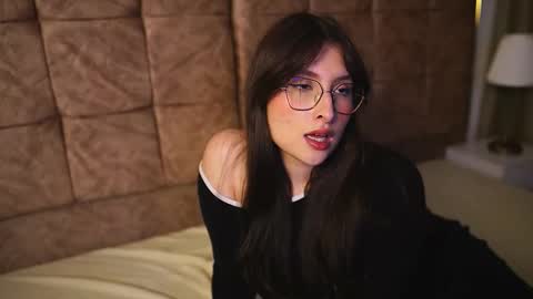 Lauren            online show from March 2026 03:55:01 AM