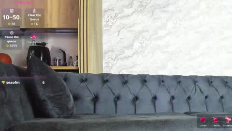 DaIsy Abby online show from October 2025 07:53:01 AM