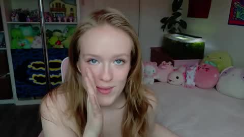 Snapshot of daisy_dollxo chatting on May 2026 09:20:02 PM Daisy online show from May 2026 09:20:02 PM