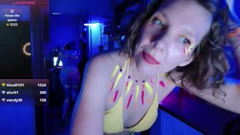 daisy_lovely online show from October 2025 04:37:02 AM