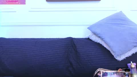 Daisy Price online show from February 2026 10:51:02 AM