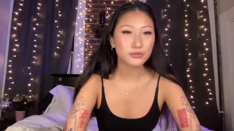 Daisy Kim online show from February 2025 03:12:01 AM