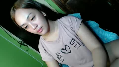 LILY   christmas wish breast implant online show from November 2025 01:51:02 AM