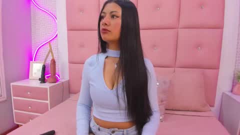 Mariana online show from October 2025 12:31:01 PM