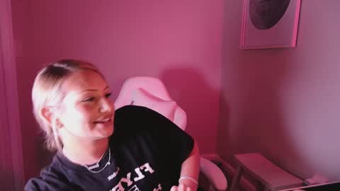 daisy online show from November 2025 01:27:02 AM