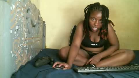 Snapshot of daisyy_delight chatting on May 2026 05:19:01 PM daisyy_delight online show from May 2026 05:19:01 PM