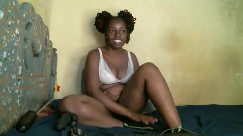 Snapshot of daisyy_delight chatting on June 2026 07:00:01 AM daisyy_delight online show from June 2026 07:00:01 AM