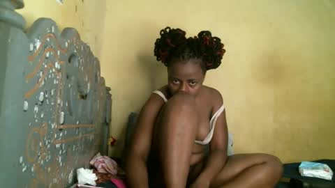Snapshot of daisyy_delight chatting on June 2026 02:33:01 PM daisyy_delight online show from June 2026 02:33:01 PM