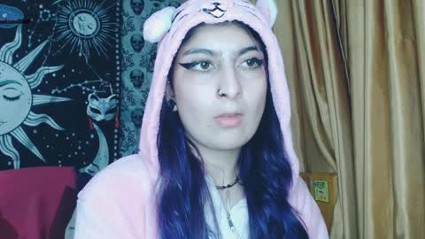    --  -- help me reach 100 hands up  online show from January 2025 04:44:02 AM