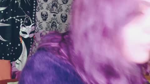    --  -- help me reach 100 hands up  online show from February 2025 09:05:02 AM