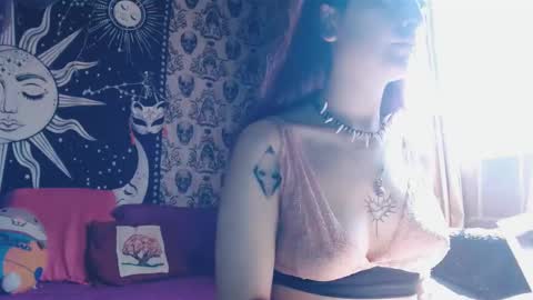    --  -- help me reach 100 hands up  online show from February 2025 07:59:02 PM