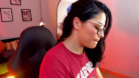Snapshot of dakhota_rouge chatting on May 2026 05:05:02 AM Dakhota online show from May 2026 05:05:02 AM