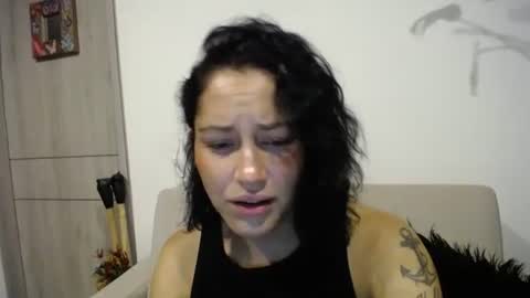 IG  dakotasofiaa online show from December 2024 03:27:02 AM