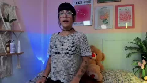 Snapshot of dakota_blake_ chatting on May 2026 04:10:01 AM Dakota online show from May 2026 04:10:01 AM