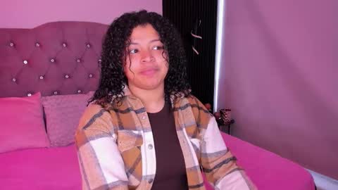 dakota_mars online show from October 2025 12:17:01 PM