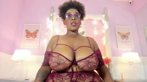 Snapshot of dakotasexshow2 chatting on February 2025 07:54:01 PM Dakota Sex Show  online show from February 2025 07:54:01 PM