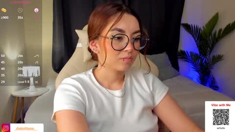 dakottaa__ online show from January 2025 02:14:01 AM