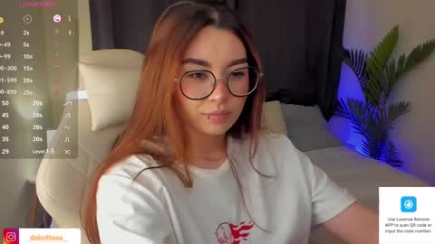 dakottaa__ online show from March 2025 11:24:02 PM