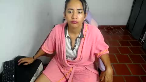 daleska_delicious1 online show from April 2026 02:00:02 AM