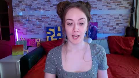 Snapshot of dalia_peach chatting on March 2026 10:18:02 AM Dalia online show from March 2026 10:18:02 AM