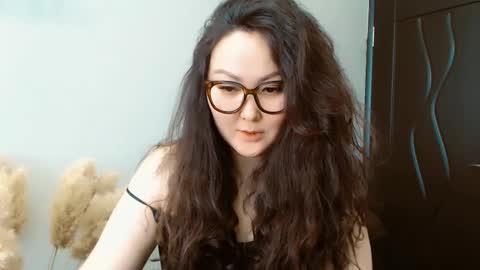 Snapshot of dalidayes chatting on January 2025 06:03:01 AM Dali online show from January 2025 06:03:01 AM