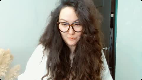 Snapshot of dalidayes chatting on September 2025 05:19:02 AM Dali online show from September 2025 05:19:02 AM