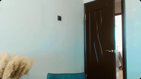 Snapshot of dalidayes chatting on October 2025 07:27:01 AM Dali online show from October 2025 07:27:01 AM